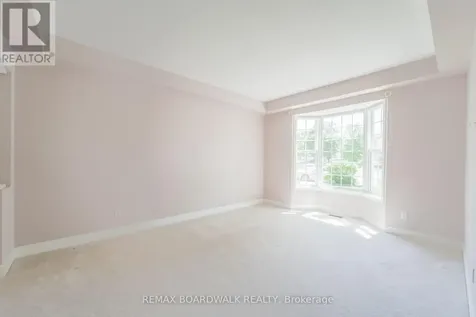 57 Mattawa Crescent Ottawa ON K2M 2E8