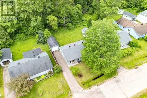 80 Beach Avenue Deep River ON K0J 1P0