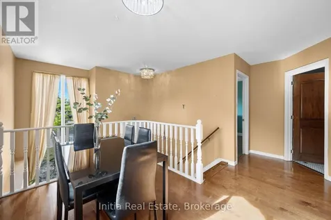 1693 Fieldcrest Lane Tecumseh ON N8N 4Z8