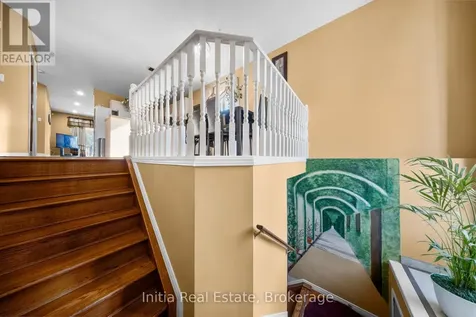 1693 Fieldcrest Lane Tecumseh ON N8N 4Z8