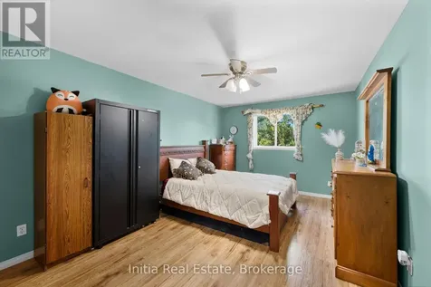 1693 Fieldcrest Lane Tecumseh ON N8N 4Z8