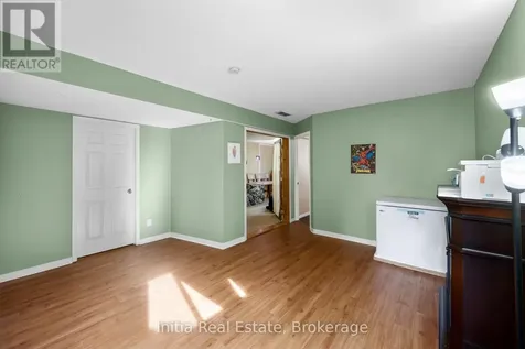 1693 Fieldcrest Lane Tecumseh ON N8N 4Z8