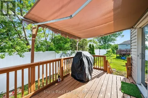 1693 Fieldcrest Lane Tecumseh ON N8N 4Z8