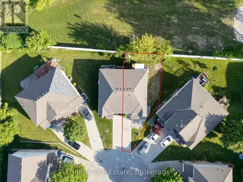 1693 Fieldcrest Lane Tecumseh ON N8N 4Z8
