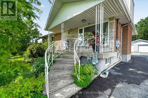 2706 Ross Avenue Cornwall ON K6K 1E5
