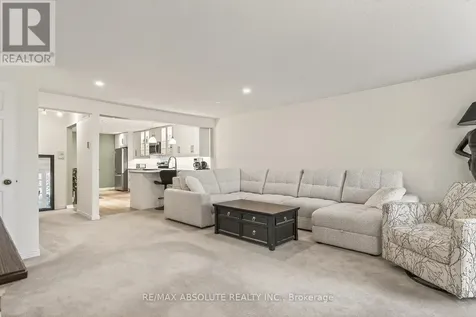 206 Stratas Court Ottawa ON K2L 3K5