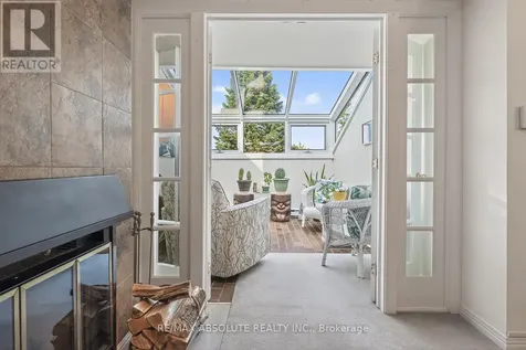 206 Stratas Court Ottawa ON K2L 3K5