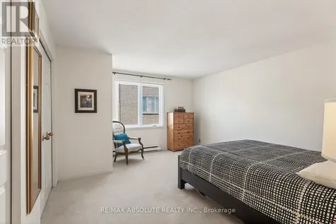 206 Stratas Court Ottawa ON K2L 3K5