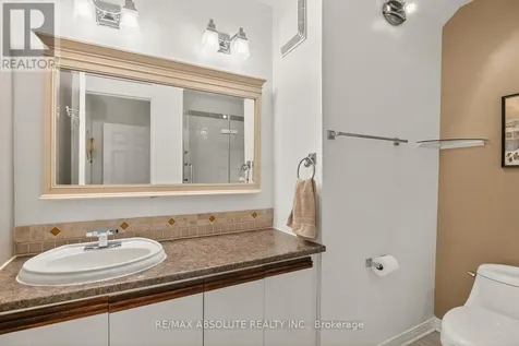 206 Stratas Court Ottawa ON K2L 3K5
