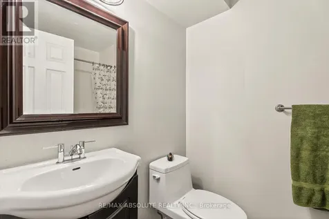 206 Stratas Court Ottawa ON K2L 3K5