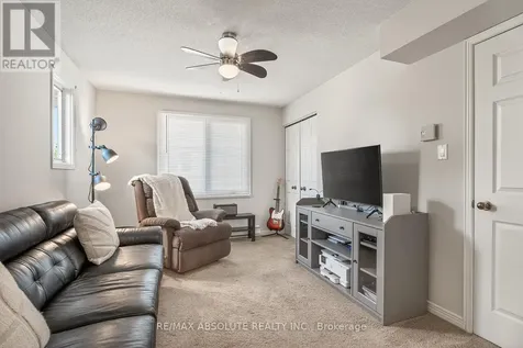 206 Stratas Court Ottawa ON K2L 3K5