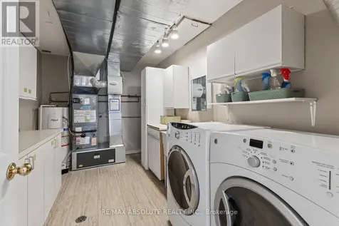 206 Stratas Court Ottawa ON K2L 3K5