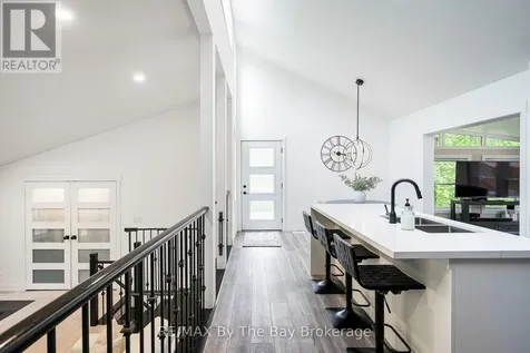 10 Birchwood Trail Wasaga Beach ON L9Z 1B2