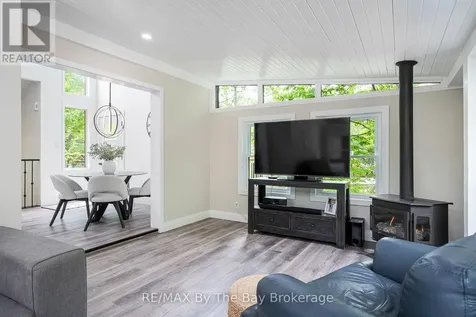 10 Birchwood Trail Wasaga Beach ON L9Z 1B2