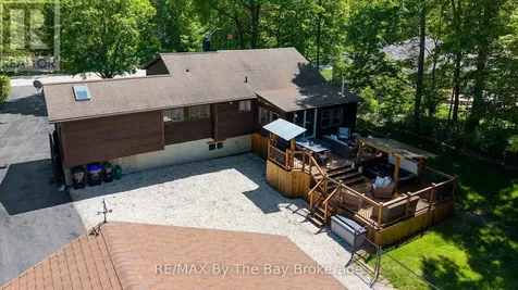10 Birchwood Trail Wasaga Beach ON L9Z 1B2