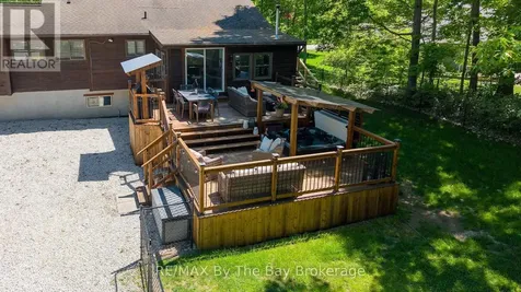 10 Birchwood Trail Wasaga Beach ON L9Z 1B2