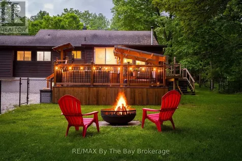 10 Birchwood Trail Wasaga Beach ON L9Z 1B2
