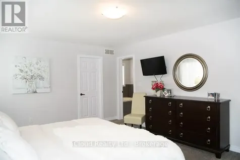 264 Blair Creek Drive Kitchener ON N2P 0G3