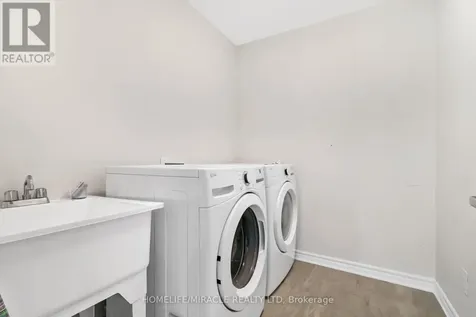 9 Tolchaco Court Ottawa ON K2J 6V7