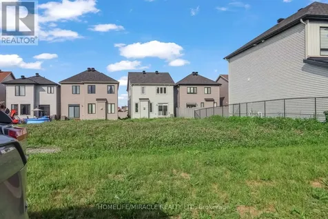 9 Tolchaco Court Ottawa ON K2J 6V7