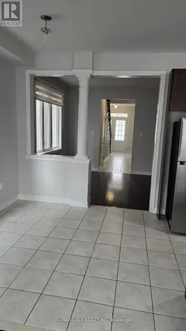 698 Megson Terrace Milton (wi Willmott) ON L9T 8K5