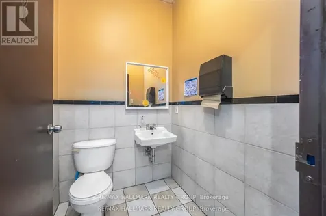 843-839 Somerset Street West Ottawa ON K1R 6R6
