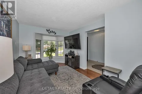 34 Raftus Square Ottawa ON K2J 1J3