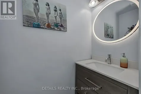34 Raftus Square Ottawa ON K2J 1J3