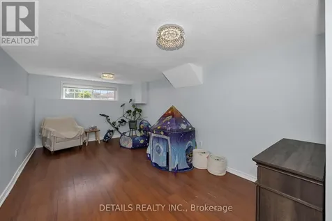 34 Raftus Square Ottawa ON K2J 1J3