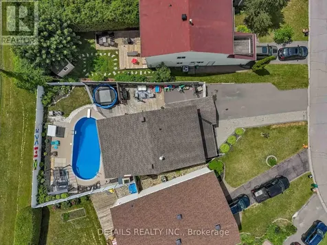 34 Raftus Square Ottawa ON K2J 1J3