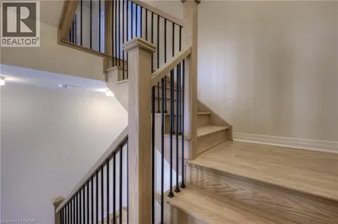 104 Settlers Road East Oakville ON L6H 7W5