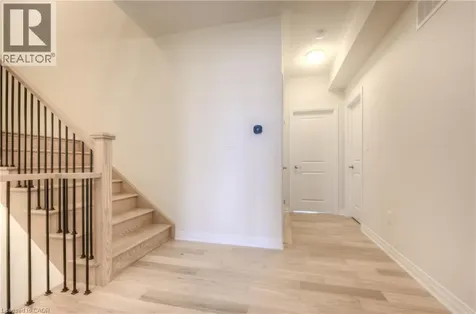104 Settlers Road East Oakville ON L6H 7W5