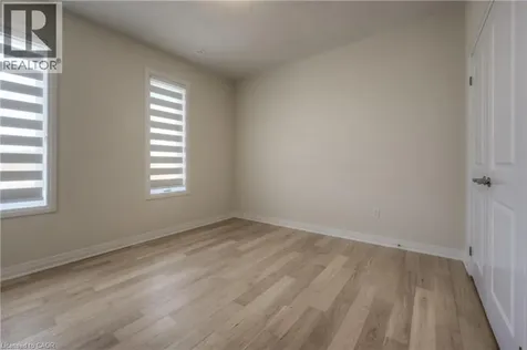 104 Settlers Road East Oakville ON L6H 7W5