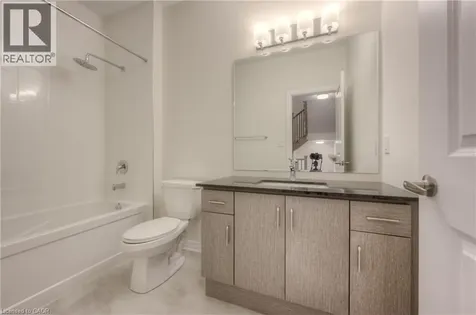104 Settlers Road East Oakville ON L6H 7W5