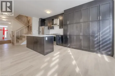 104 Settlers Road East Oakville ON L6H 7W5