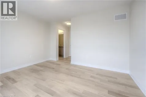 104 Settlers Road East Oakville ON L6H 7W5