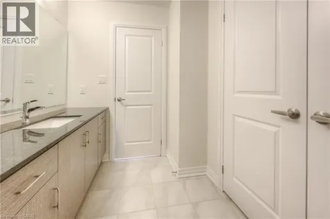 104 Settlers Road East Oakville ON L6H 7W5