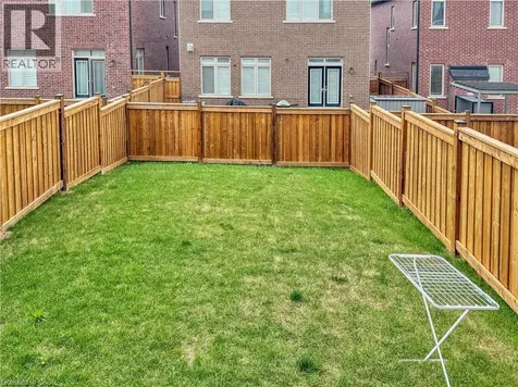 104 Settlers Road East Oakville ON L6H 7W5