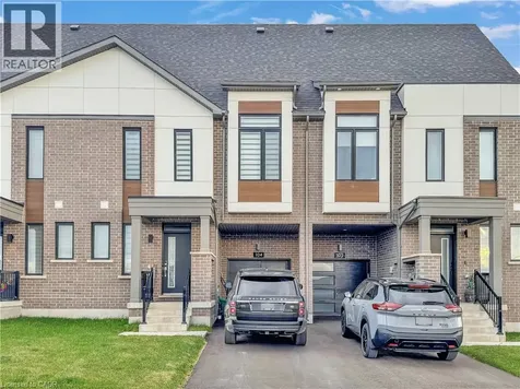 104 Settlers Road East Oakville ON L6H 7W5