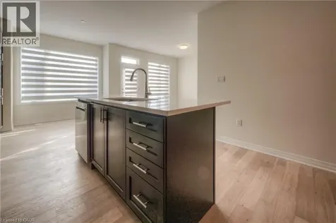 104 Settlers Road East Oakville ON L6H 7W5