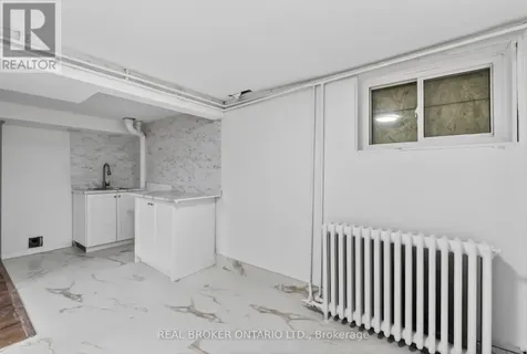 4417 Ellis Street Niagara Falls (downtown) ON L2E 1H5