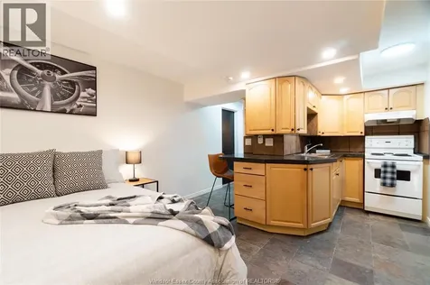 269 Randolph Place Windsor ON N9B 2T2
