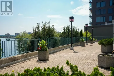 217 Dunlop Street East Barrie (lakeshore) ON L4M 1B2