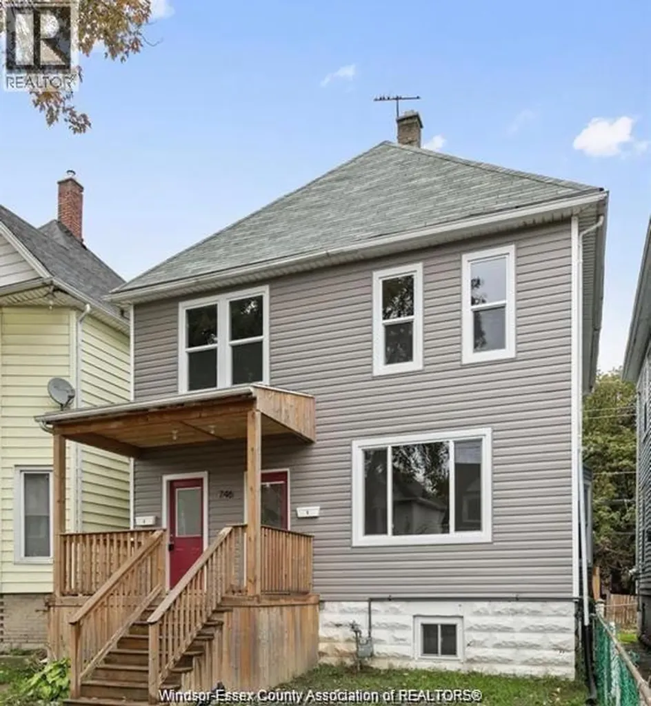 746 Dougall Avenue Windsor ON N9A 4P8