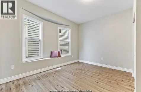746 Dougall Avenue Windsor ON N9A 4P8