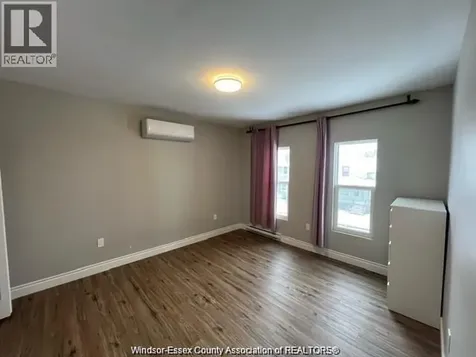 746 Dougall Avenue Windsor ON N9A 4P8