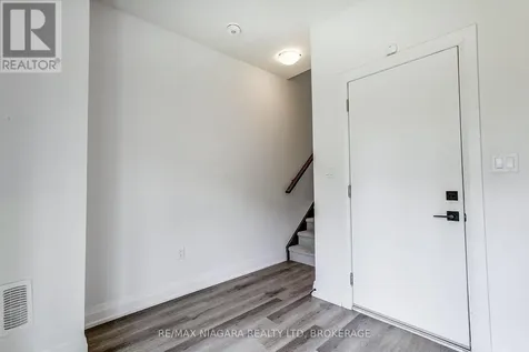 461 Blackburn Drive Brantford ON N3T 6S8