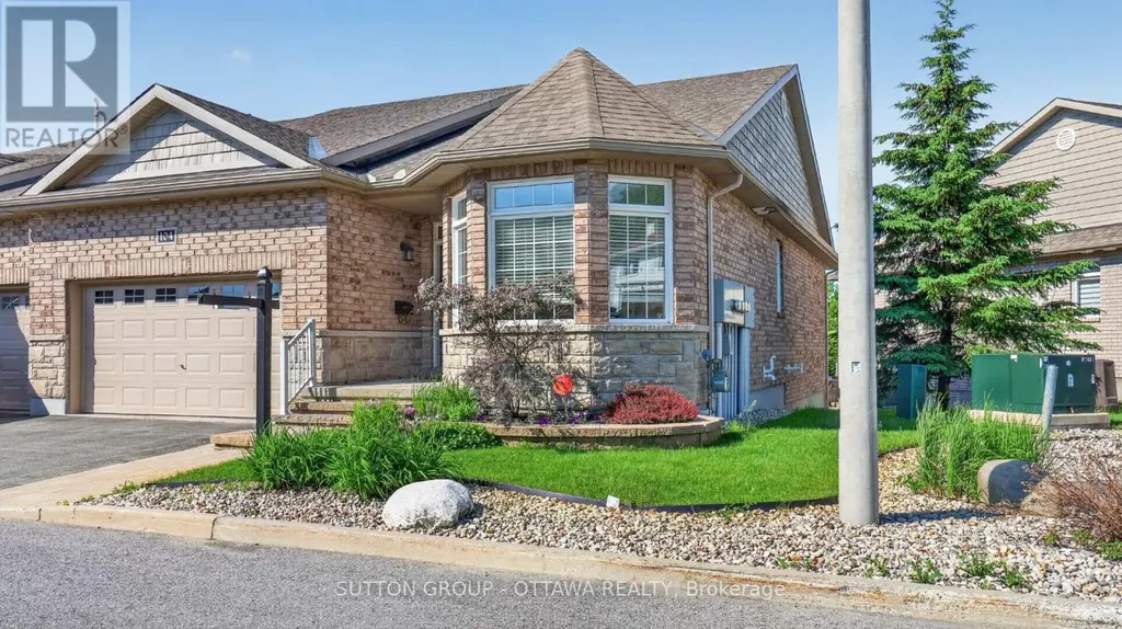 104 Passageway Private Ottawa ON K2M 1H6