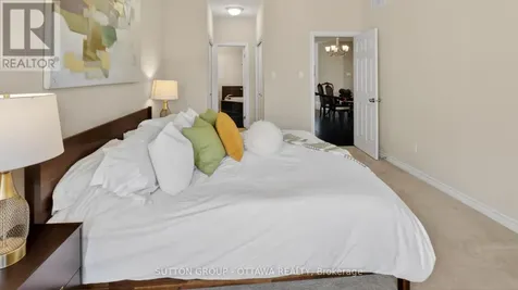 104 Passageway Private Ottawa ON K2M 1H6
