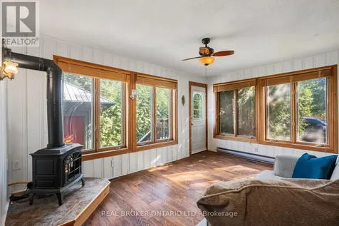 74 Lake Avenue West Carleton Place ON K7C 1L6